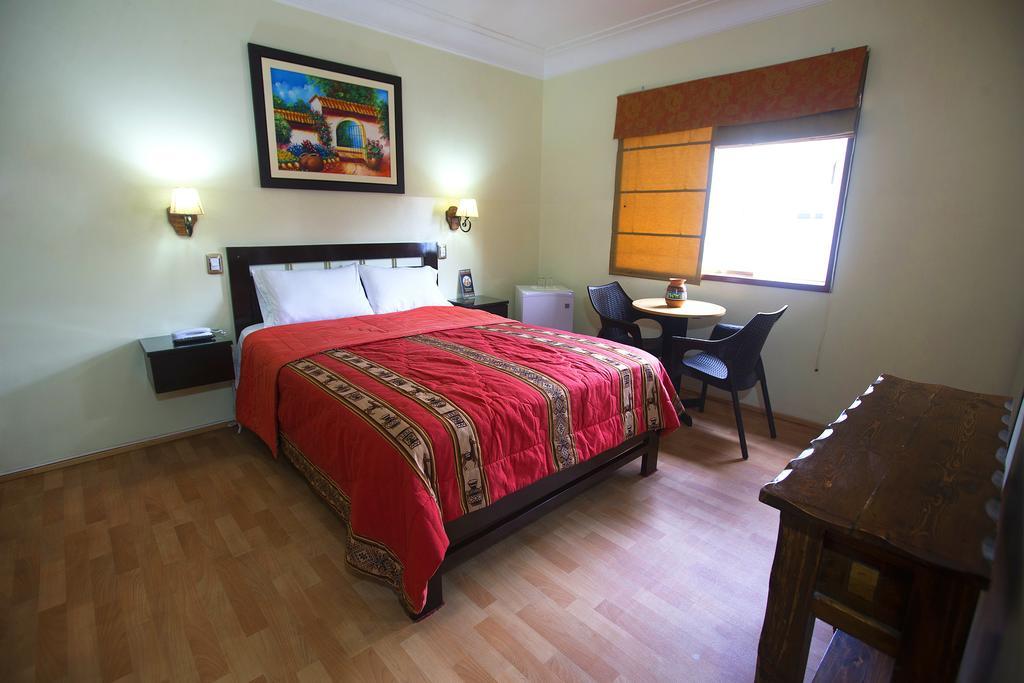 Hotel Tinkus Inn Lima Cameră foto